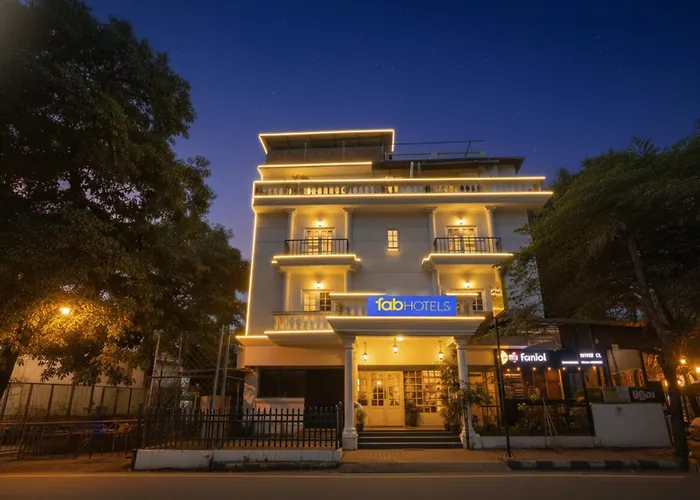 Fabhotel Park Inn - Indiranagar