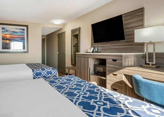 The Waves Hotel, An Ascend Collection Hotel