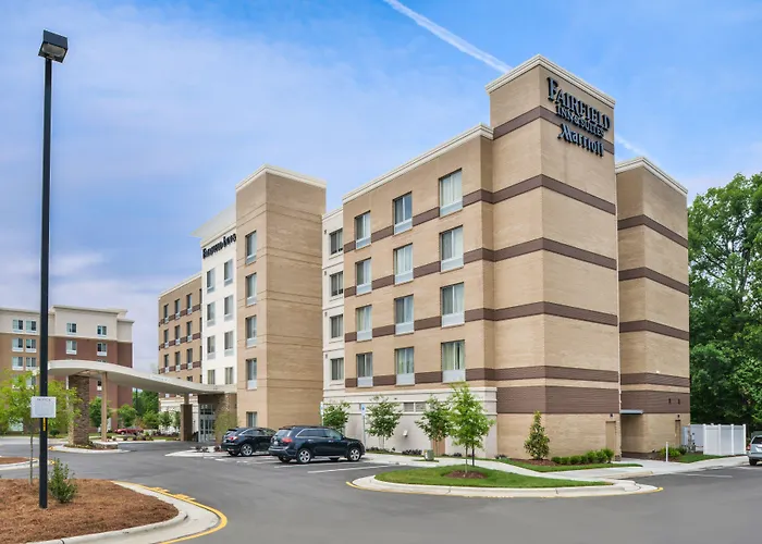 Fairfield Inn & Suites By Marriott Raleigh Cary
