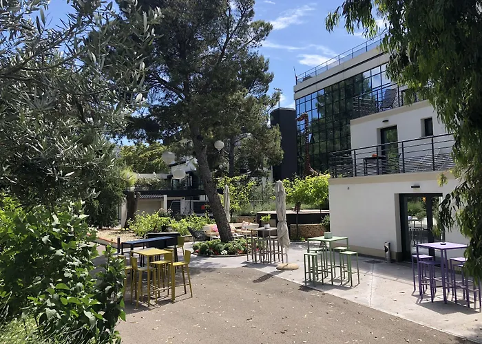 Appart' Hotel La Girafe - Marseille Est La Penne-sur-Huveaune