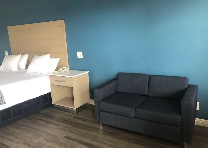 Cali Inn