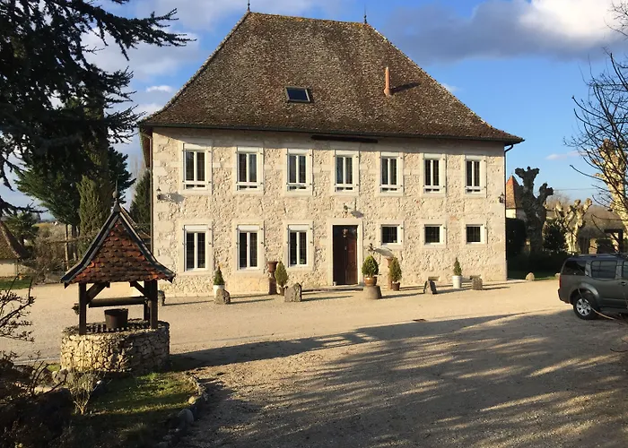 Bed and Breakfast Domaine du Manoir à Les Avenières
