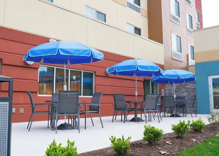 Fairfield Inn & Suites By Marriott Dickson
