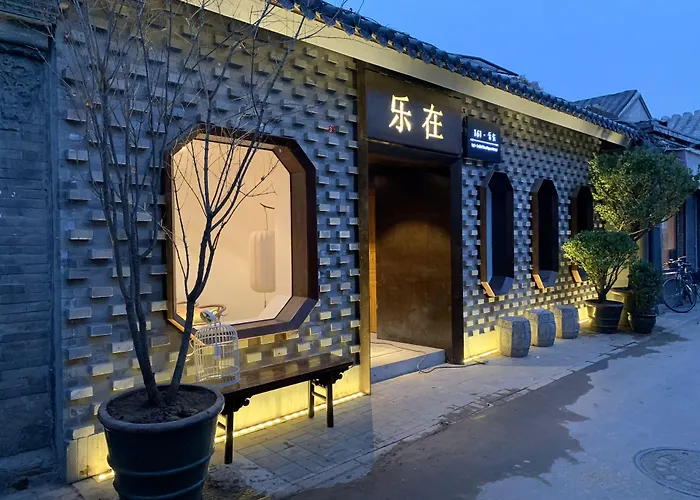 Beijing Lezai Nanluo Courtyard Hotel