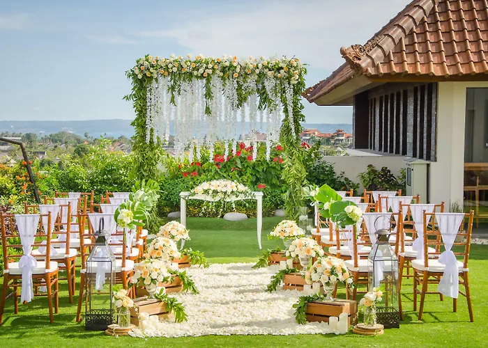 Jambuluwuk Oceano Seminyak Hotel
