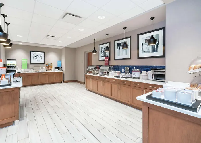 Newburgh Hotels