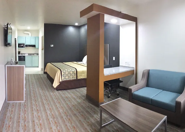 Scottish Inn & Suites - Conroe