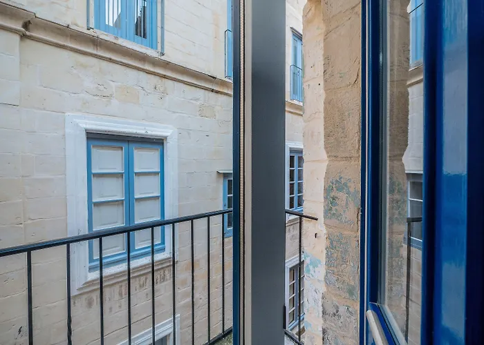 Valletta Ajkla Mansion
