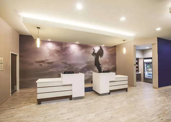 La Quinta By Wyndham Wichita Northeast