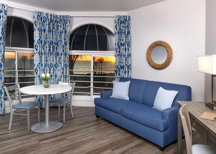 Beachfront Inn And Suites At Dana Point