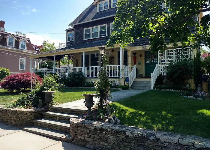 Armistead Cottage Bed & Breakfast Newport