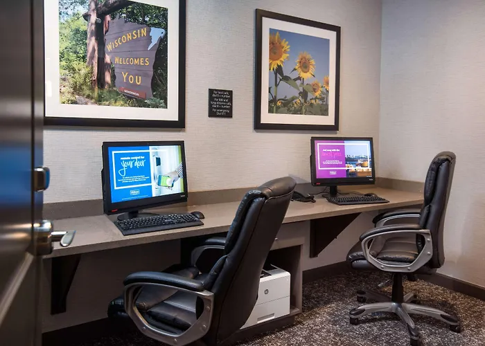 Hampton Inn And Suites At Wisconsin Dells Lake Delton