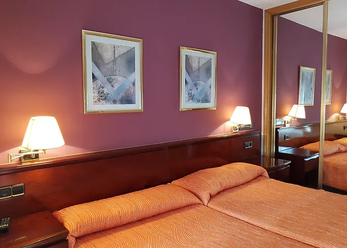 Hostal Santa Maria Cacabelos 