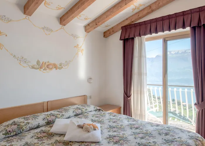 Village Hotel Lucia Tremosine