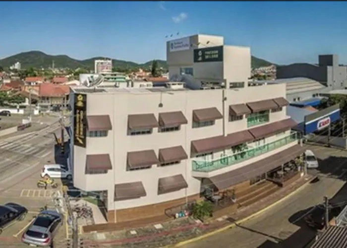 Pousada Doluar Penha 