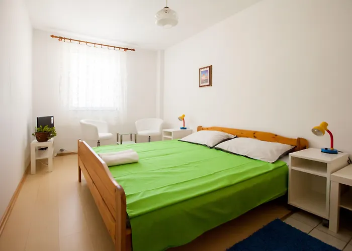 Friendly People'S Guest House Zadar