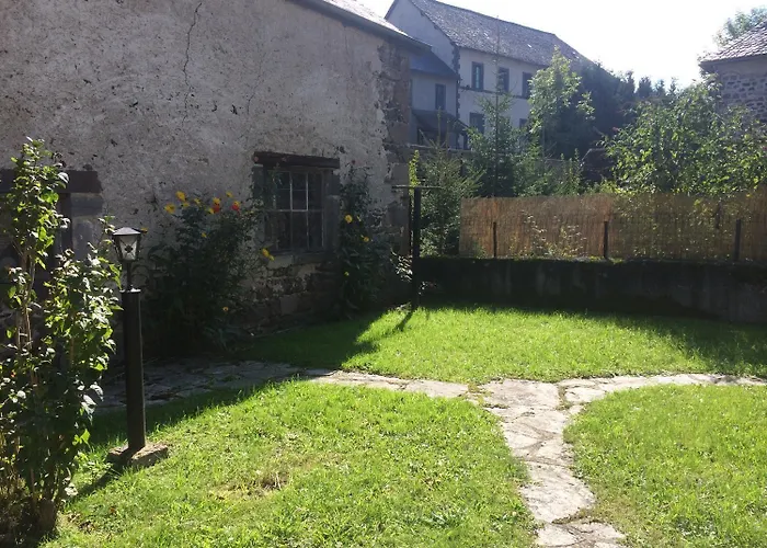 Auberge Le Cantou - Hôtel Roche Orcival