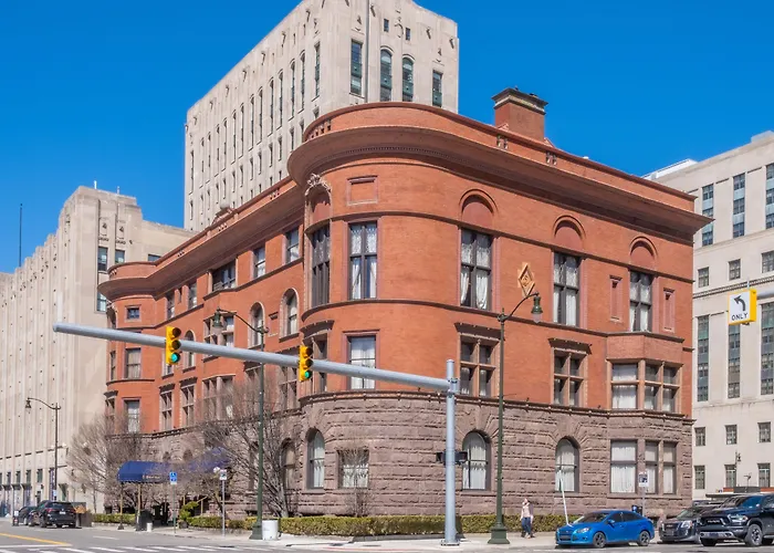 The Detroit Club Hotel