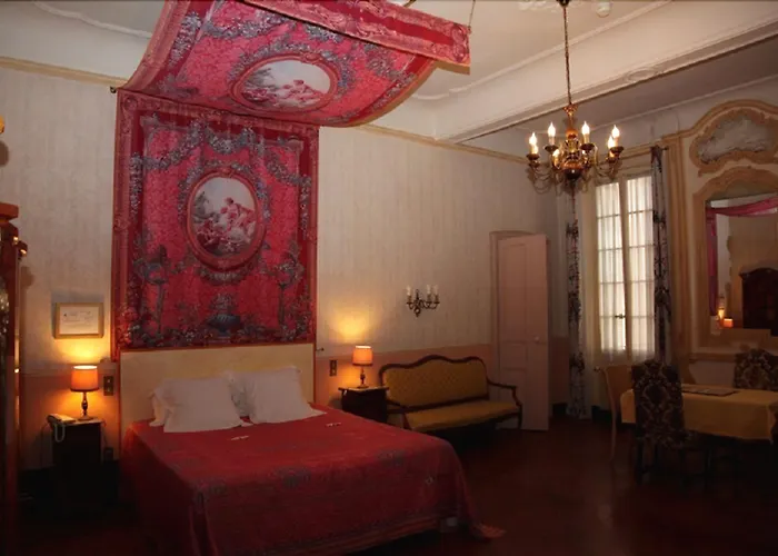 Hotel Du Fiacre Carpentras