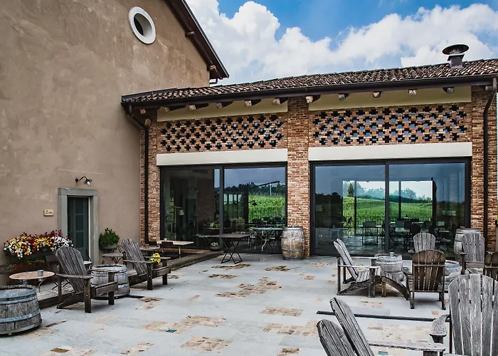 Prime Alture Wine Resort Casteggio