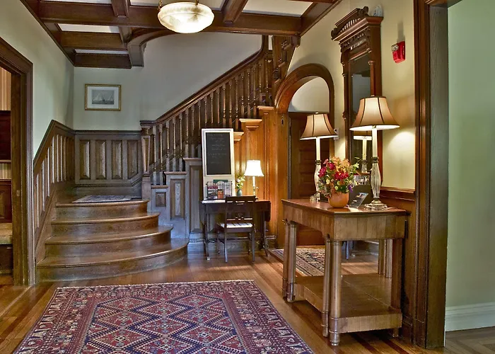 Hilltop Inn