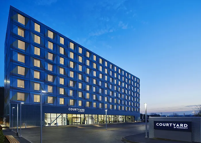 Hotel Courtyard By Marriott Luton Airport