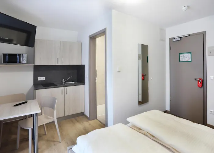 Apartment Hotel 37 Altdorf 