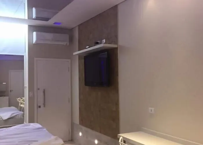 Dinys Motel (Adults Only) Praia Grande 