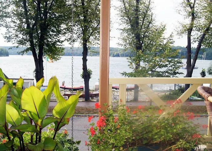 Strandhotel Buckow gut-Hotels SEE