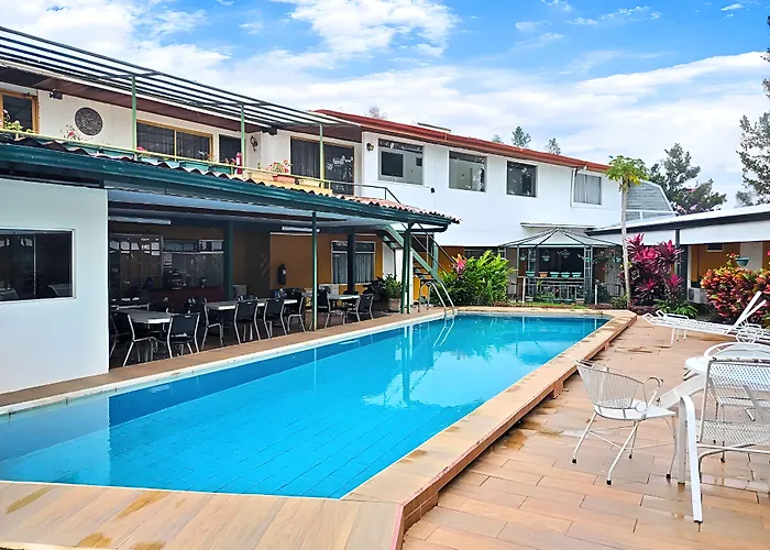 Hotel Puerta Del Sol - San Jose Airport