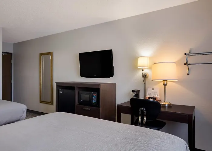 Quality Inn Hall Of Fame Canton
