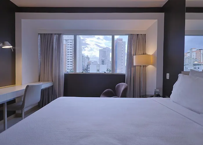 Esuites Savassi Toscanini Belo Horizonte