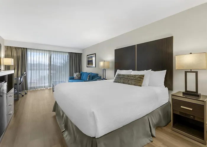 Best Western Pier Point Inn