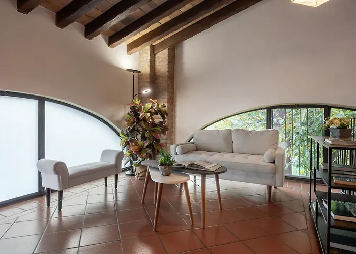 Dmora Retreat