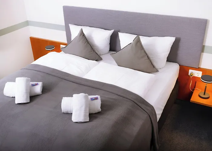 HOTEL BREMER TOR, Bestes Hotelfrühstück, Self-Check-In 24 h Vechta