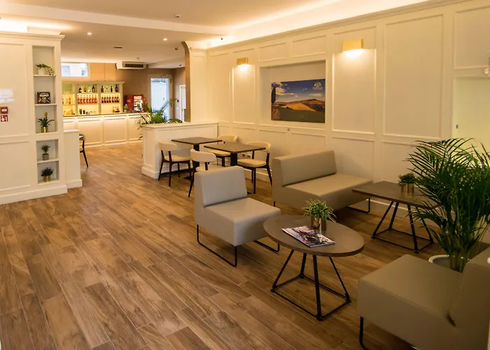 Hotel Perlage Florence - Free City Tax Until 31St May -With Private Parking & Fast Wifi Scandicci