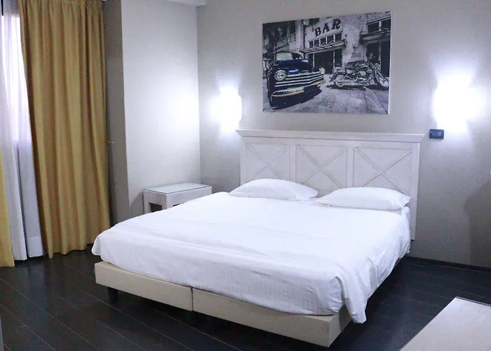 Hotel Garibaldi Vercelli