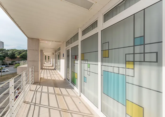 Gallery Rooms With Parking