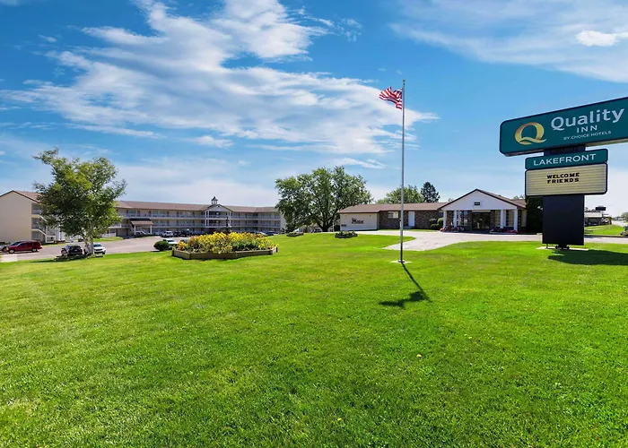 Quality Inn Lakefront