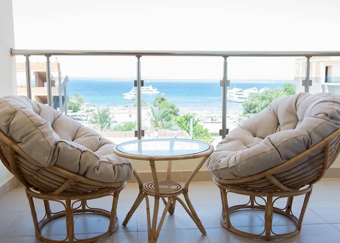 Redcon Suites