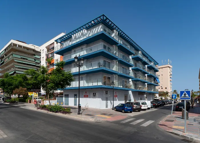 Sur Suites La Dorada, Centricos Soleados A Pocos Metros De La Playa Y Con Parking Opcional Fuengirola
