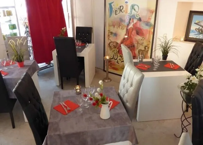Hotel-Restaurant Du Port Mèze