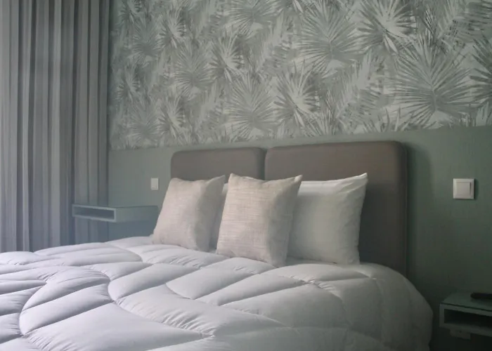 A Rendilheira Charm Suites
