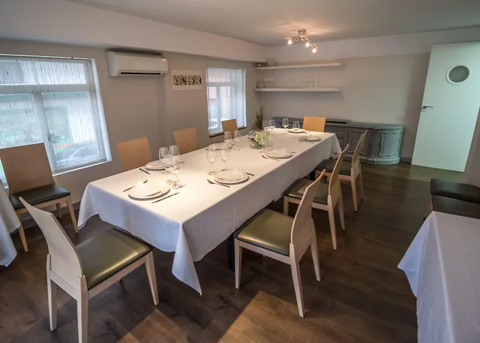 Pension Oasis Zamora
