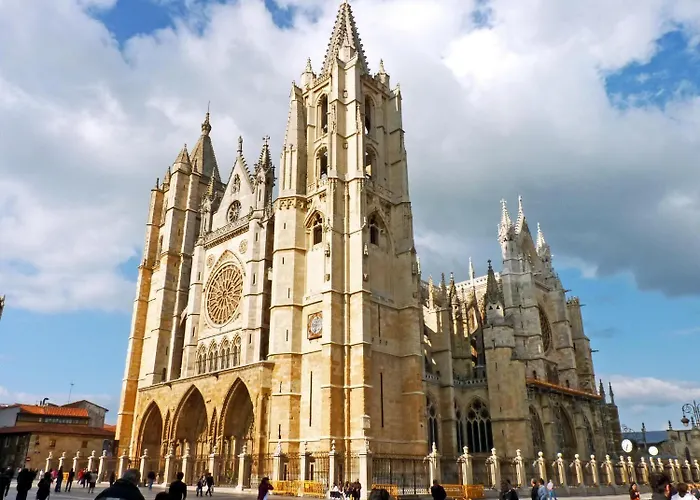 Hostal Misericordia León