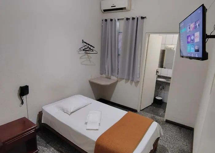 Bigs Hotel Penápolis