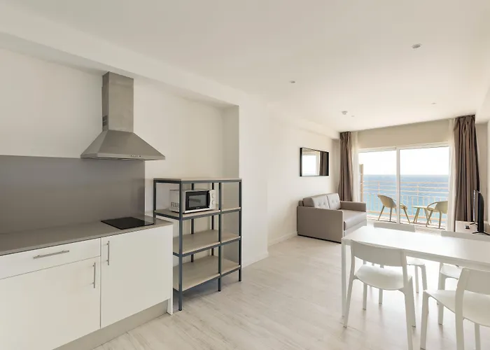 Aparthotel Xic Castell-Castell-Platja d'Aro