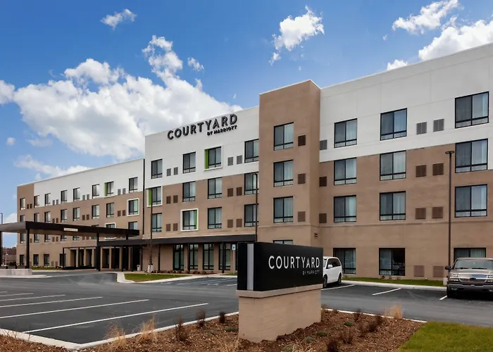 Courtyard By Marriott East Lansing Okemos Hotel