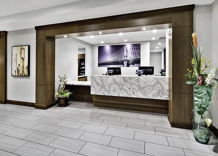 Irvine Hotels