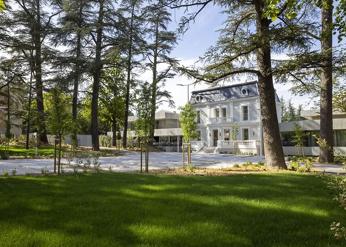 Hôtel Spa Restaurant Villa Castellane Gréoux-les-Bains